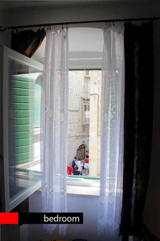 Diocletians Palace Apartment For Two Split Exterior photo